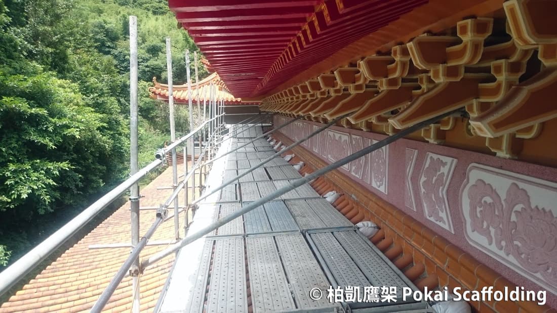 瑞芳佛慈禪寺傳統建築修繕與屋簷維護鷹架搭設整體外觀照