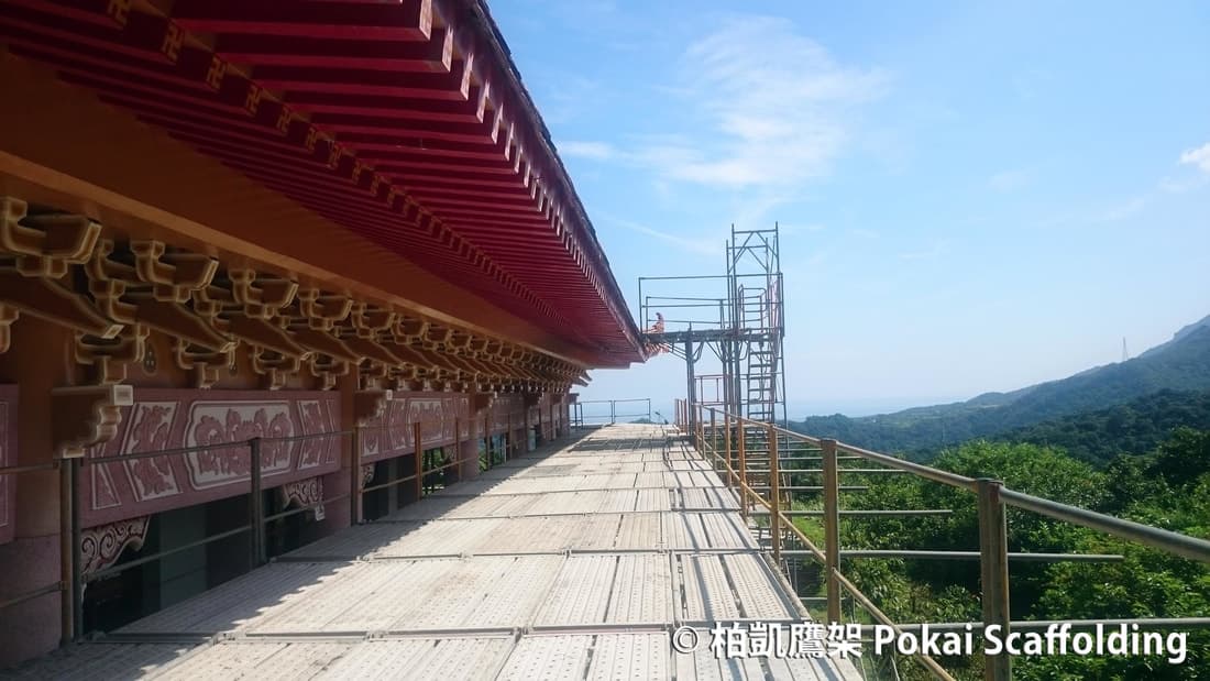 瑞芳佛慈禪寺傳統建築修繕與屋簷維護鷹架搭設整體外觀照