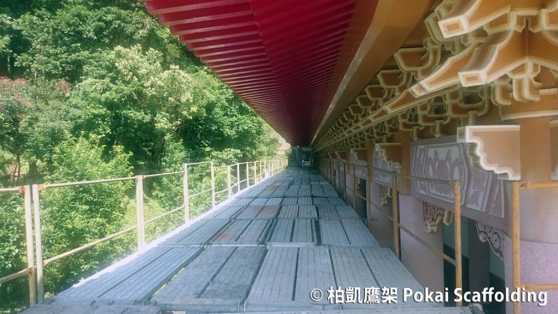 瑞芳佛慈禪寺傳統建築修繕與屋簷維護鷹架搭設整體外觀照